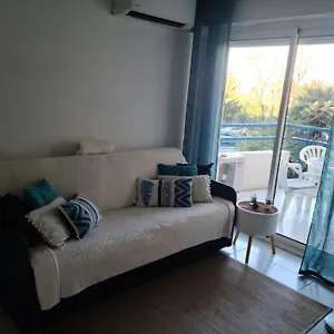 T2 Climatisé à 5 Minutes à Pied De La Avec Parking, Piscine Et Wifi Appartement